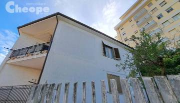 /images/gallery/thumbs/Via delle Fornaci_5_360x207.jpeg